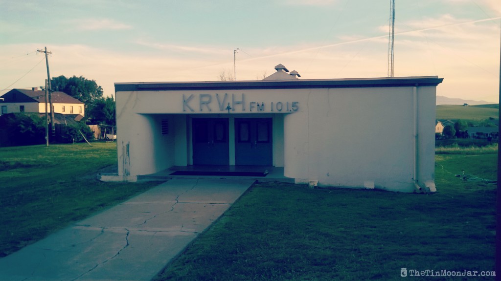 Radio station | Rio Vista hills | Delta Bike Tour | A blog series exploring a two day road bike tour around the Sacramento Delta. Includes route maps and pics. JamieThornton.com #deltabiketour